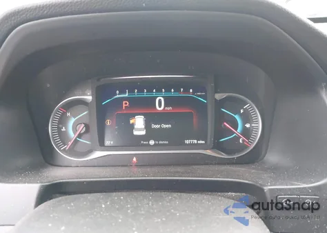 2021 Honda Pilot Awd Touring 7 Passenger z USA, uszkodzony, nr VIN 5FNYF6H68MB024972